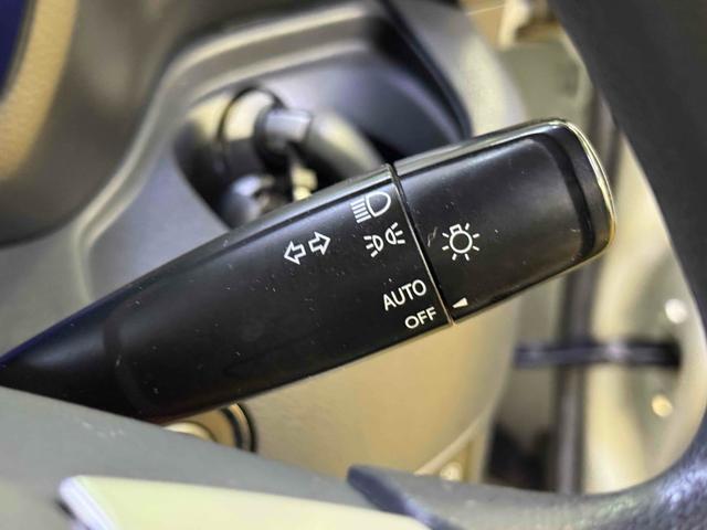 スペーシア Xリミテッド ETC 両側電動スライドドア ナビ TV 衝突被害軽減システム オートライト HID スマートキー アイドリングストップ 電動格納ミラー シートヒーター ベンチシート CVT 盗難防止システム ABS(12枚目)