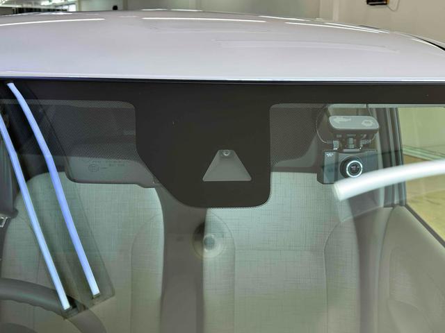 デイズ Ｘ　全周囲カメラ　ナビ　ＴＶ　クリアランスソナー　衝突被害軽減システム　オートライト　スマートキー　アイドリングストップ　電動格納ミラー　ベンチシート　ＣＶＴ　盗難防止システム　ＡＢＳ（35枚目）