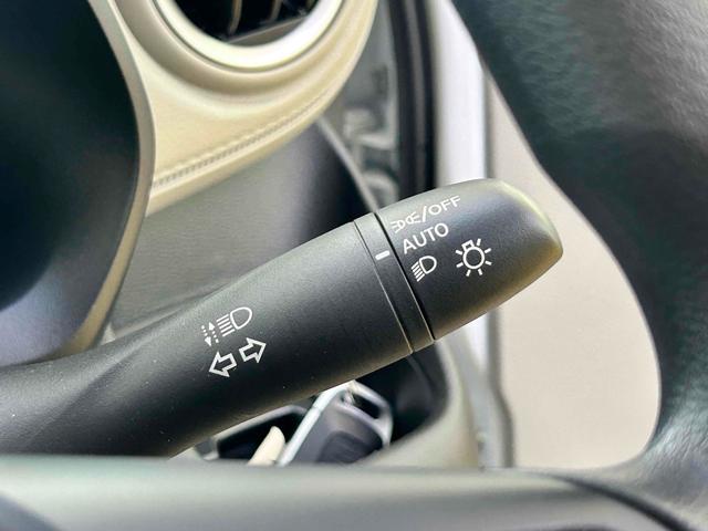 デイズ Ｘ　全周囲カメラ　ナビ　ＴＶ　クリアランスソナー　衝突被害軽減システム　オートライト　スマートキー　アイドリングストップ　電動格納ミラー　ベンチシート　ＣＶＴ　盗難防止システム　ＡＢＳ（53枚目）