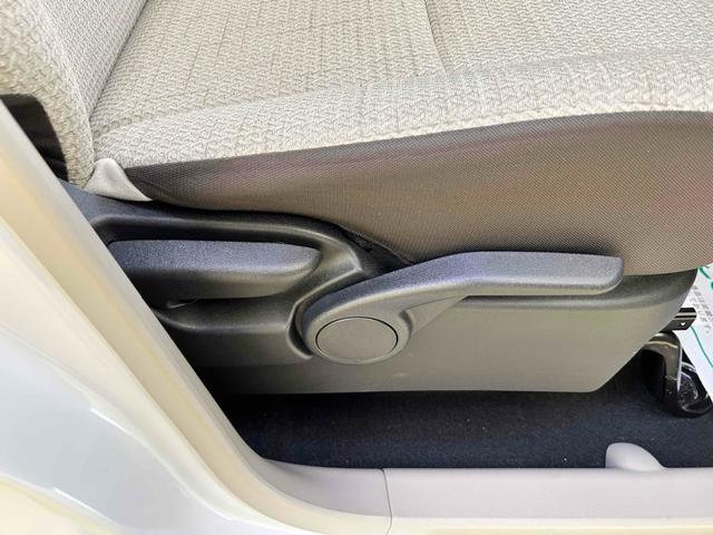 デイズ Ｘ　全周囲カメラ　ナビ　ＴＶ　クリアランスソナー　衝突被害軽減システム　オートライト　スマートキー　アイドリングストップ　電動格納ミラー　ベンチシート　ＣＶＴ　盗難防止システム　ＡＢＳ（66枚目）