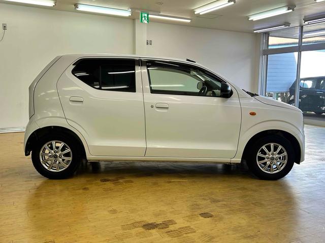 アルト Ｌ　ＥＴＣ　ナビ　ＴＶ　キーレスエントリー　アイドリングストップ　シートヒーター　ＣＶＴ　盗難防止システム　ＡＢＳ　ＥＳＣ　ＣＤ　ＵＳＢ　アルミホイール　衝突安全ボディ　エアコン（9枚目）