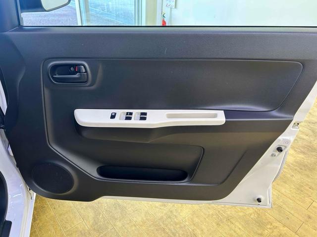 アルト Ｌ　ＥＴＣ　ナビ　ＴＶ　キーレスエントリー　アイドリングストップ　シートヒーター　ＣＶＴ　盗難防止システム　ＡＢＳ　ＥＳＣ　ＣＤ　ＵＳＢ　アルミホイール　衝突安全ボディ　エアコン（38枚目）