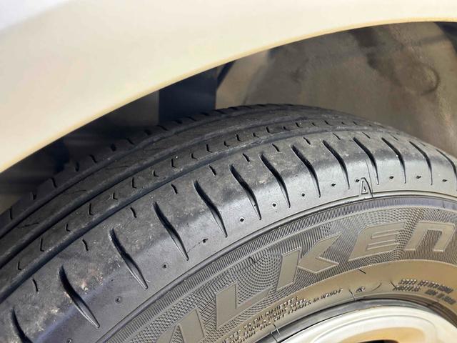 アルト Ｆ　キーレスエントリー　ＡＴ　盗難防止システム　ＡＢＳ　ＥＳＣ　ＣＤ　ミュージックプレイヤー接続可　衝突安全ボディ　エアコン　パワーステアリング　パワーウィンドウ　運転席エアバッグ（35枚目）