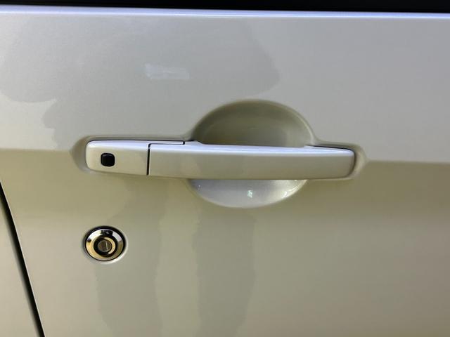 デイズ X バックカメラ ナビ TV クリアランスソナー 衝突被害軽減システム オートライト スマートキー アイドリングストップ 電動格納ミラー ベンチシート CVT 盗難防止システム ABS(25枚目)