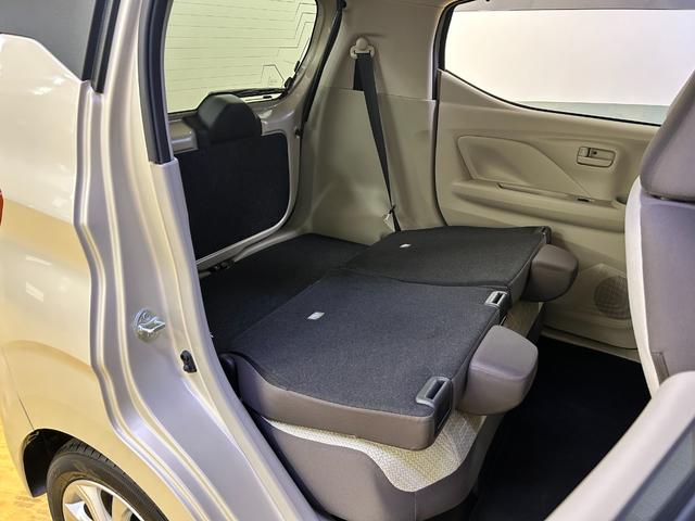 デイズ X バックカメラ ナビ TV クリアランスソナー 衝突被害軽減システム オートライト スマートキー アイドリングストップ 電動格納ミラー ベンチシート CVT 盗難防止システム ABS(50枚目)