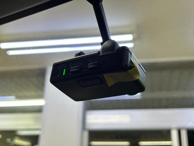 ハイゼットカーゴ ＤＸ　ＡＴ　衝突被害軽減システム　クリアランスソナー　ドライブレコーダー　ＥＴＣ　両側スライドドア　キーレスエントリー　アイドリングストップ　オートライト　ＡＢＳ　ＥＳＣ　エアコン（20枚目）