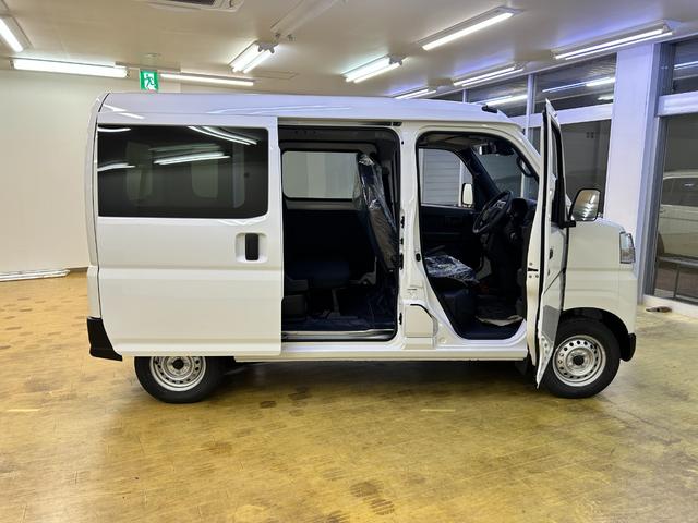 ハイゼットカーゴ ＤＸ　ＡＴ　衝突被害軽減システム　クリアランスソナー　ドライブレコーダー　ＥＴＣ　両側スライドドア　キーレスエントリー　アイドリングストップ　オートライト　ＡＢＳ　ＥＳＣ　エアコン（24枚目）