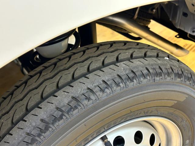 ハイゼットカーゴ ＤＸ　ＡＴ　衝突被害軽減システム　クリアランスソナー　ドライブレコーダー　ＥＴＣ　両側スライドドア　キーレスエントリー　アイドリングストップ　オートライト　ＡＢＳ　ＥＳＣ　エアコン（41枚目）