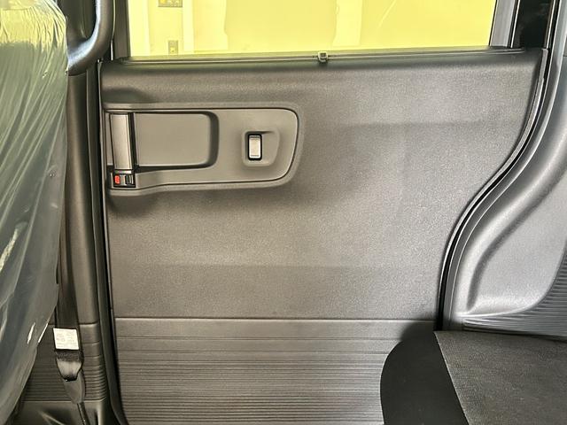 Ｎ－ＢＯＸカスタム ベースグレード　バックカメラ　両側スライド・片側電動　クリアランスソナー　オートクルーズコントロール　レーンアシスト　衝突被害軽減システム　オートライト　ＬＥＤヘッドランプ　スマートキー　アイドリングストップ（53枚目）