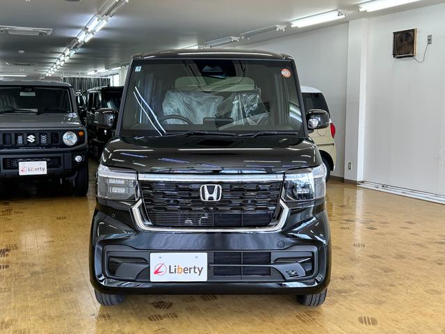 Ｎ－ＢＯＸカスタム ベースグレード　バックカメラ　両側スライド・片側電動　クリアランスソナー　オートクルーズコントロール　レーンアシスト　衝突被害軽減システム　オートライト　ＬＥＤヘッドランプ　スマートキー　アイドリングストップ（15枚目）