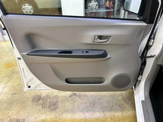 ミライース Ｌ　ナビ　Ｂｌｕｅｔｏｏｔｈオーディオ　社外アルミホイール　アイドリング　ダブルエアバック　ワンセグテレビ　パワーウィンド　イモビライザー　ＥＴＣ車載器　キーレスエントリーキー　パワステ（58枚目）