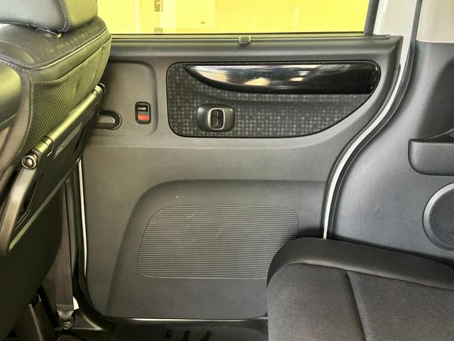 当店のお車をご覧いただきましてありがとうございます。お車についてのご質問やお見積りのご依頼、ご購入にあたってのご相談などお気軽にお問い合わせ下さい！