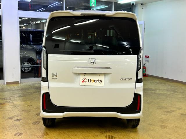 ホンダ Ｎ－ＢＯＸカスタム 19枚目