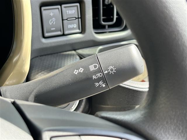 オートライトは、付け忘れや消し忘れを防ぐことができます。高速道路などのトンネルなどにも役立ちます。