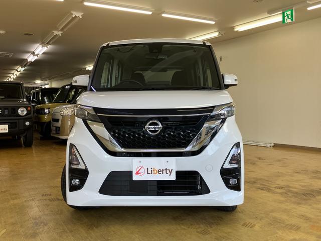 ルークス ハイウェイスター　Ｇターボプロパイロットエディション　ＥＴＣ　全周囲カメラ　両側電動スライドドア　クリアランスソナー　オートクルーズコントロール　衝突被害軽減システム　オートライト　ＬＥＤヘッドランプ　スマートキー　アイドリングストップ　電動格納ミラー（14枚目）