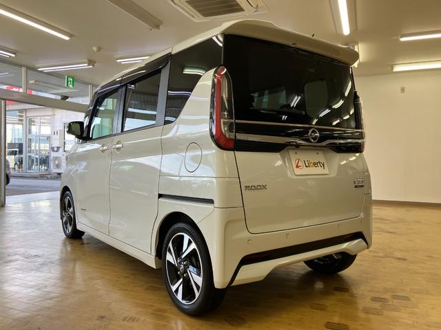 ルークス ハイウェイスター　Ｇターボプロパイロットエディション　ＥＴＣ　全周囲カメラ　両側電動スライドドア　クリアランスソナー　オートクルーズコントロール　衝突被害軽減システム　オートライト　ＬＥＤヘッドランプ　スマートキー　アイドリングストップ　電動格納ミラー（19枚目）