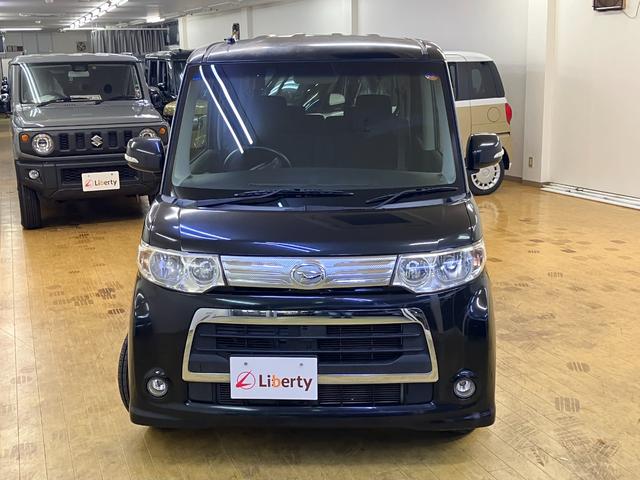 タント カスタムＸ　電動スライドドア　ナビ　ＴＶ　ＨＩＤ　スマートキー　アイドリングストップ　電動格納ミラー　ベンチシート　ＣＶＴ　盗難防止システム　ＡＢＳ　アルミホイール　衝突安全ボディ　エアコン　パワーステアリング（23枚目）