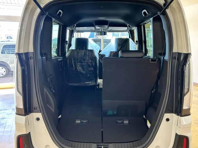 ホンダ N-BOXカスタム 24枚目
