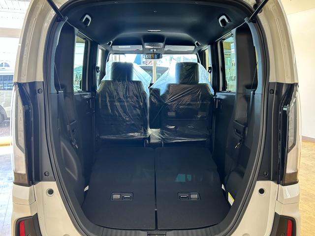 ホンダ N-BOXカスタム 25枚目