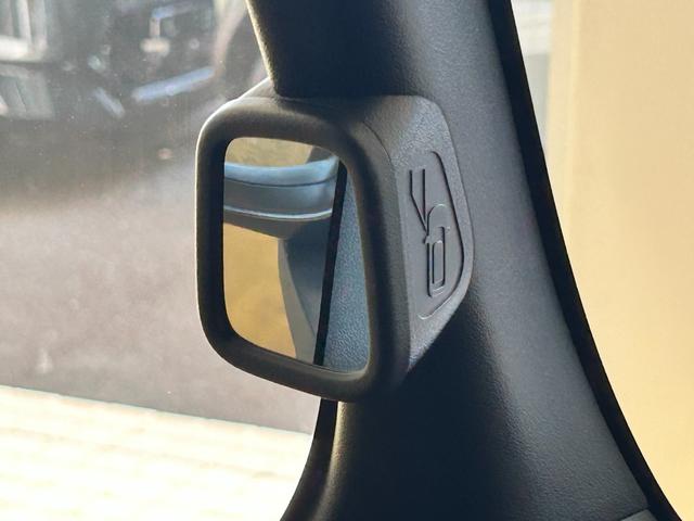 ホンダ N-BOXカスタム 34枚目