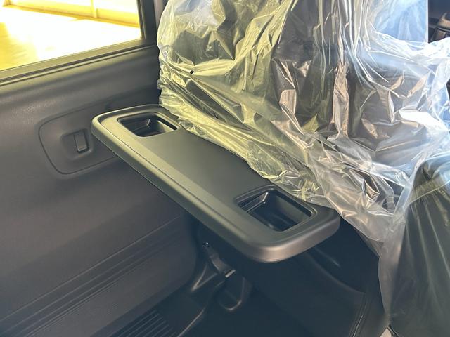 ホンダ N-BOXカスタム 42枚目