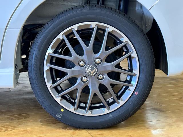 ホンダ N-BOXカスタム 44枚目