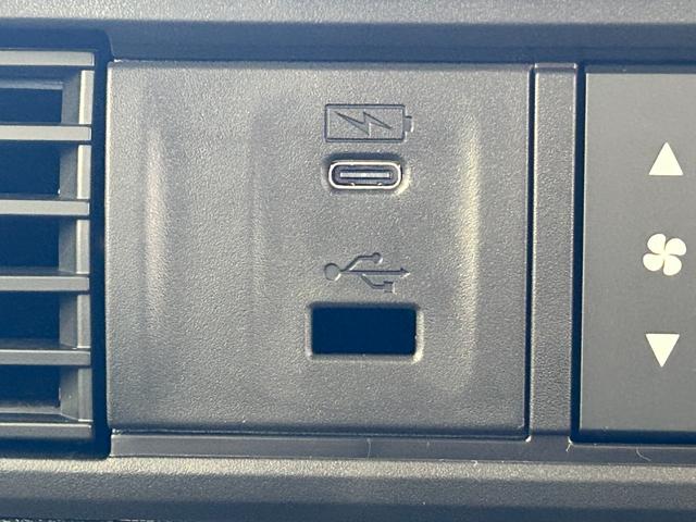 ホンダ N-BOXカスタム 48枚目