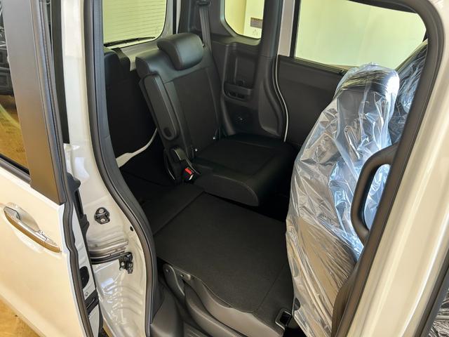 ホンダ N-BOXカスタム 59枚目