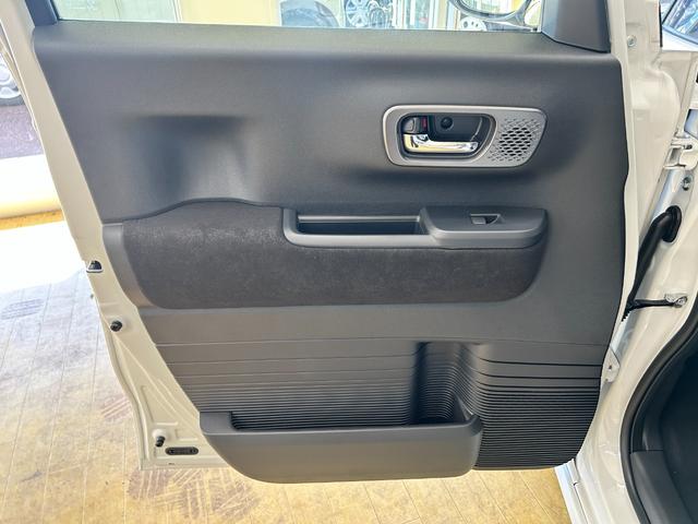 ホンダ N-BOXカスタム 67枚目