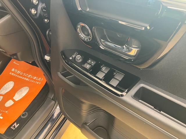 ホンダ N-BOXカスタム 14枚目