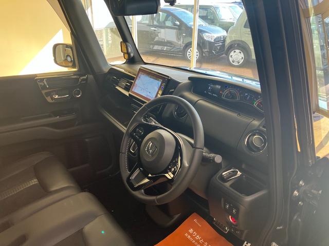 ホンダ N-BOXカスタム 48枚目