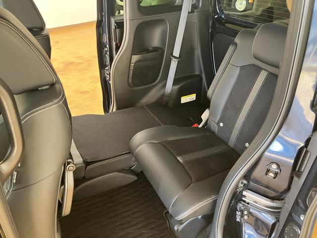 ホンダ N-BOXカスタム 63枚目