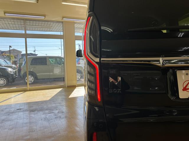 ホンダ N-BOXカスタム 70枚目