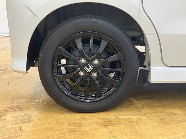 ホンダ N-BOXカスタム 37枚目