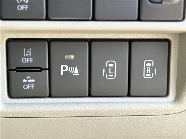 �N���A�����X�\�i�[�t���Ȃ̂ŏ�Q�����Z���T�[�Ŋ��m���A�h���C�o�[�ɏՓ˂̊댯��m�点�Ă���܂���