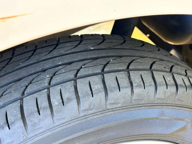 アルトラパン Ｘ　ＴＶ　スマートキー　電動格納ミラー　ベンチシート　ＡＴ　盗難防止システム　ＡＢＳ　ＣＤ　アルミホイール　衝突安全ボディ　エアコン　パワーステアリング　パワーウィンドウ（37枚目）