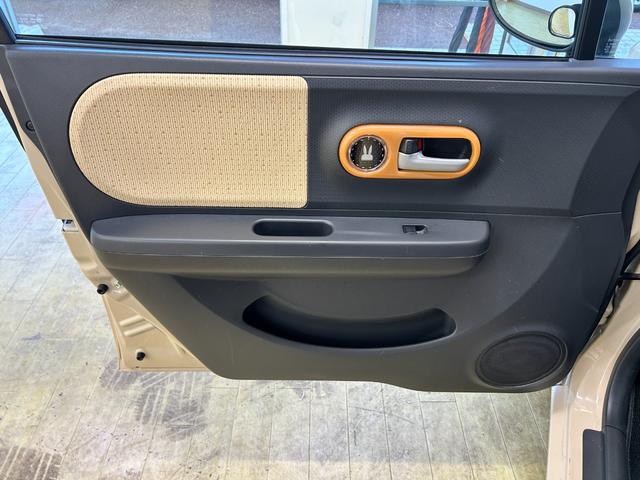 アルトラパン Ｘ　ＴＶ　スマートキー　電動格納ミラー　ベンチシート　ＡＴ　盗難防止システム　ＡＢＳ　ＣＤ　アルミホイール　衝突安全ボディ　エアコン　パワーステアリング　パワーウィンドウ（63枚目）