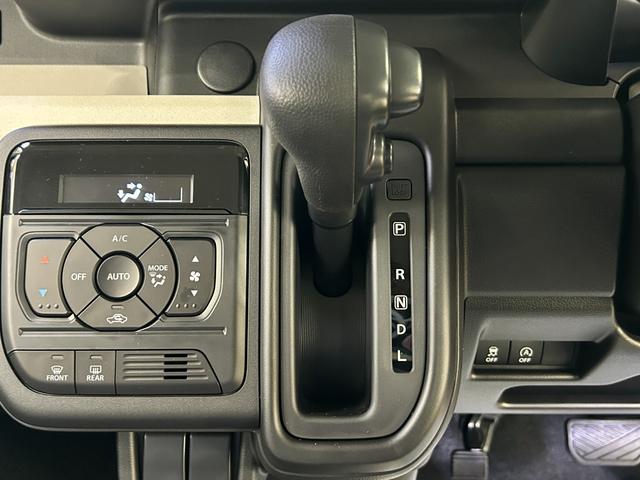 スペーシア ハイブリッドＧ　両側スライドドア　クリアランスソナー　衝突被害軽減システム　オートライト　ＬＥＤヘッドランプ　スマートキー　アイドリングストップ　電動格納ミラー　ベンチシート　ＣＶＴ　盗難防止システム　ＡＢＳ　ＥＳＣ（8枚目）