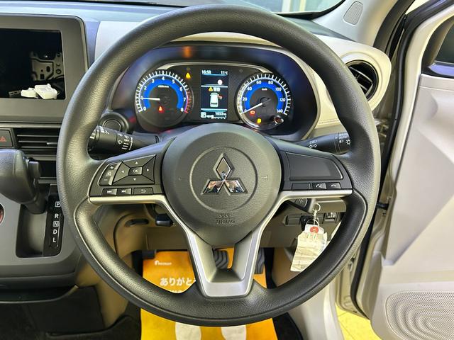 ｅＫワゴン Ｍ　バックカメラ　クリアランスソナー　レーンアシスト　衝突被害軽減システム　オートライト　キーレスエントリー　アイドリングストップ　電動格納ミラー　シートヒーター　ベンチシート　ＣＶＴ　盗難防止システム（6枚目）