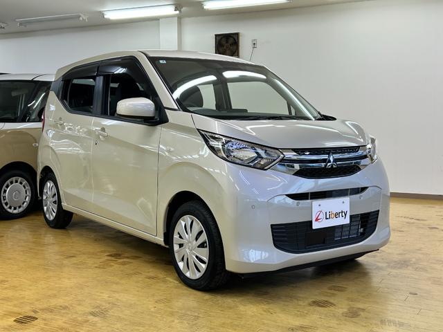 ｅＫワゴン Ｍ　バックカメラ　クリアランスソナー　レーンアシスト　衝突被害軽減システム　オートライト　キーレスエントリー　アイドリングストップ　電動格納ミラー　シートヒーター　ベンチシート　ＣＶＴ　盗難防止システム（15枚目）