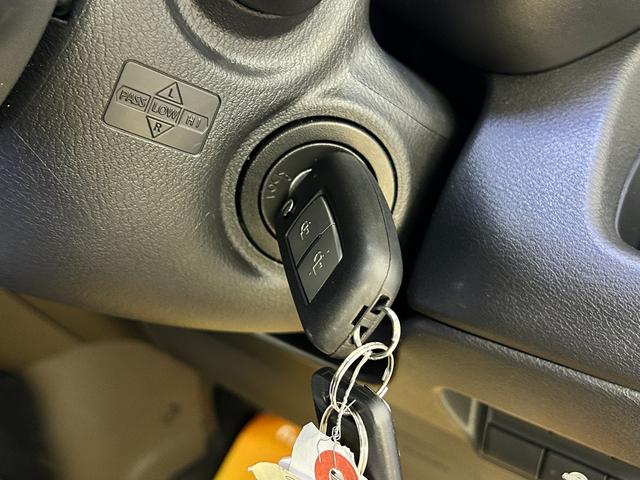 ｅＫワゴン Ｍ　バックカメラ　クリアランスソナー　レーンアシスト　衝突被害軽減システム　オートライト　キーレスエントリー　アイドリングストップ　電動格納ミラー　シートヒーター　ベンチシート　ＣＶＴ　盗難防止システム（26枚目）