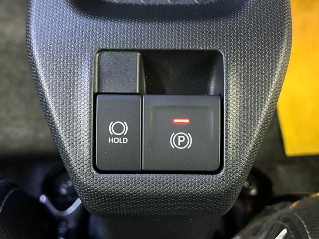 タフト Ｇ　ダーククロムベンチャー　バックカメラ　クリアランスソナー　オートクルーズコントロール　衝突被害軽減システム　オートライト　ＬＥＤヘッドランプ　スマートキー　アイドリングストップ　電動格納ミラー　シートヒーター　ガラスルーフ（11枚目）