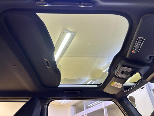 タフト Ｇ　ダーククロムベンチャー　バックカメラ　クリアランスソナー　オートクルーズコントロール　衝突被害軽減システム　オートライト　ＬＥＤヘッドランプ　スマートキー　アイドリングストップ　電動格納ミラー　シートヒーター　ガラスルーフ（12枚目）