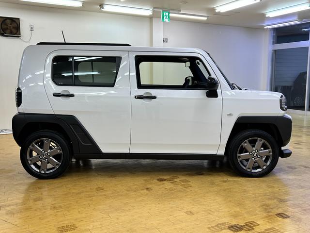 タフト Ｇ　ダーククロムベンチャー　バックカメラ　クリアランスソナー　オートクルーズコントロール　衝突被害軽減システム　オートライト　ＬＥＤヘッドランプ　スマートキー　アイドリングストップ　電動格納ミラー　シートヒーター　ガラスルーフ（17枚目）