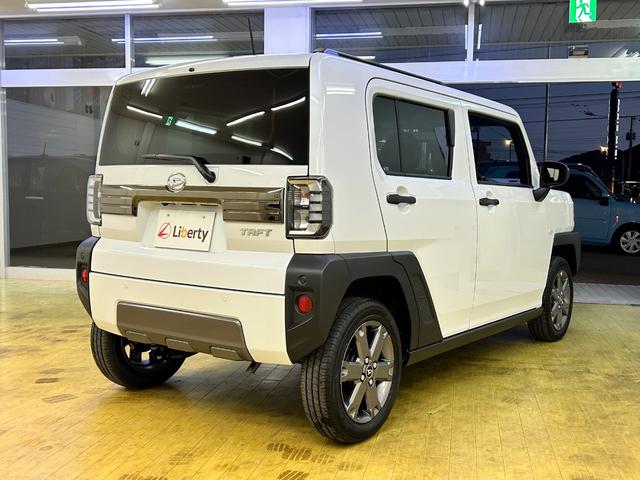 タフト Ｇ　ダーククロムベンチャー　バックカメラ　クリアランスソナー　オートクルーズコントロール　衝突被害軽減システム　オートライト　ＬＥＤヘッドランプ　スマートキー　アイドリングストップ　電動格納ミラー　シートヒーター　ガラスルーフ（20枚目）