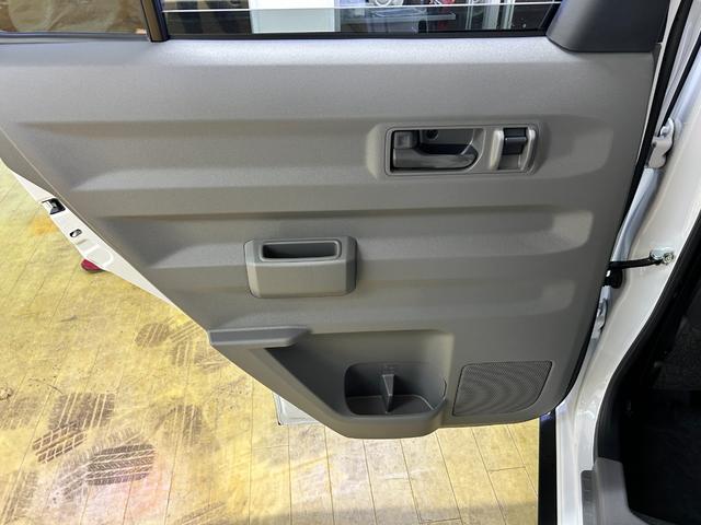 タフト Ｇ　ダーククロムベンチャー　バックカメラ　クリアランスソナー　オートクルーズコントロール　衝突被害軽減システム　オートライト　ＬＥＤヘッドランプ　スマートキー　アイドリングストップ　電動格納ミラー　シートヒーター　ガラスルーフ（38枚目）