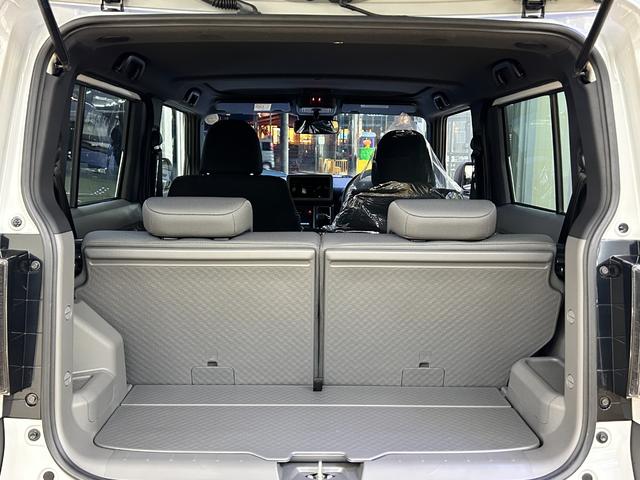 タフト Ｇ　ダーククロムベンチャー　バックカメラ　クリアランスソナー　オートクルーズコントロール　衝突被害軽減システム　オートライト　ＬＥＤヘッドランプ　スマートキー　アイドリングストップ　電動格納ミラー　シートヒーター　ガラスルーフ（51枚目）