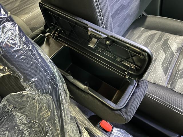 タフト Ｇ　ダーククロムベンチャー　バックカメラ　クリアランスソナー　オートクルーズコントロール　衝突被害軽減システム　オートライト　ＬＥＤヘッドランプ　スマートキー　アイドリングストップ　電動格納ミラー　シートヒーター　ガラスルーフ（59枚目）