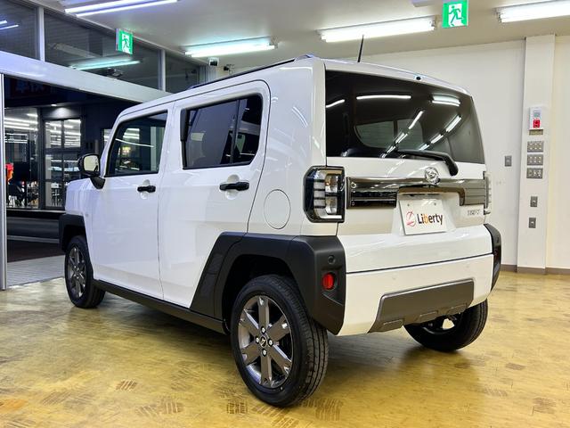 タフト Ｇ　ダーククロムベンチャー　バックカメラ　クリアランスソナー　オートクルーズコントロール　衝突被害軽減システム　オートライト　ＬＥＤヘッドランプ　スマートキー　アイドリングストップ　電動格納ミラー　シートヒーター　ガラスルーフ（62枚目）