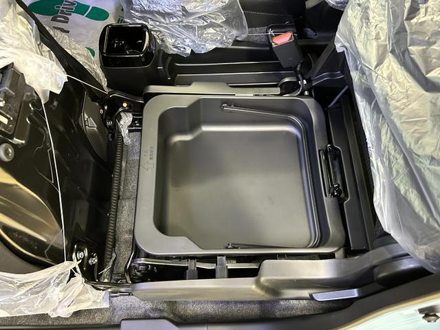 ハスラー ハイブリッドＸ　クリアランスソナー　オートクルーズコントロール　レーンアシスト　衝突被害軽減システム　オートライト　ＬＥＤヘッドランプ　スマートキー　アイドリングストップ　電動格納ミラー　シートヒーター　ＣＶＴ（43枚目）